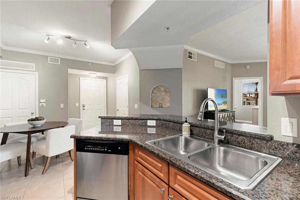 12990 Positano CIR # 204