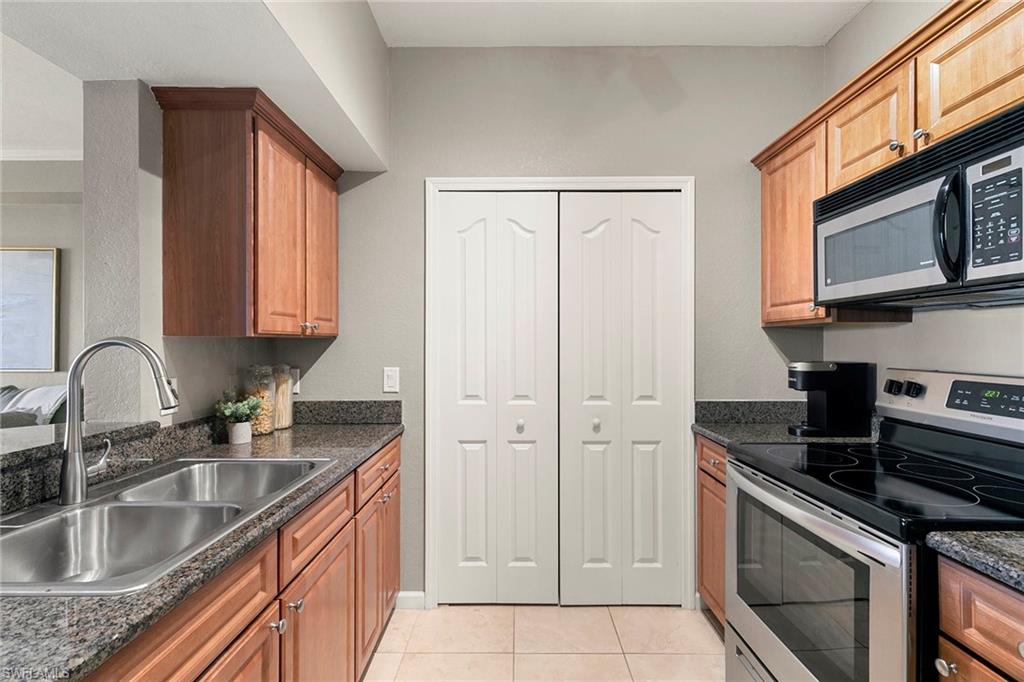 12990 Positano CIR # 204