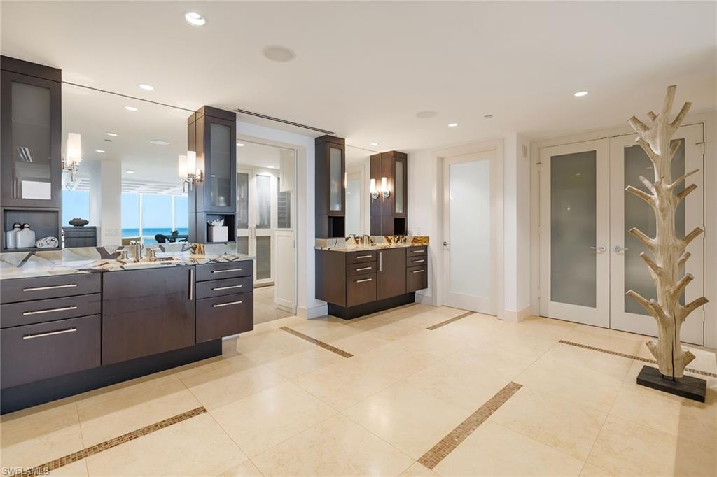 11125 Gulf Shore DR # 405