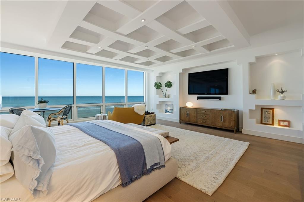 11125 Gulf Shore DR # 405