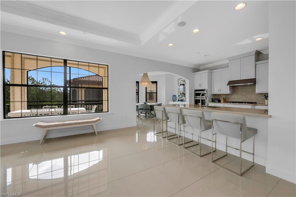 2739 Tiburon BLVD E 302