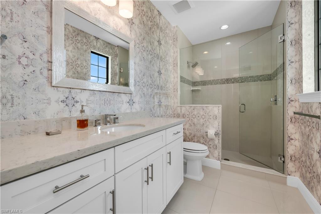 2739 Tiburon BLVD E 302