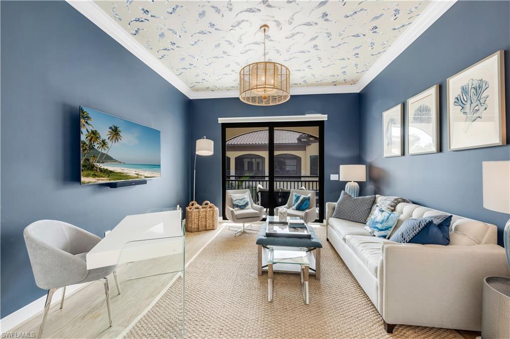 2739 Tiburon BLVD E 302