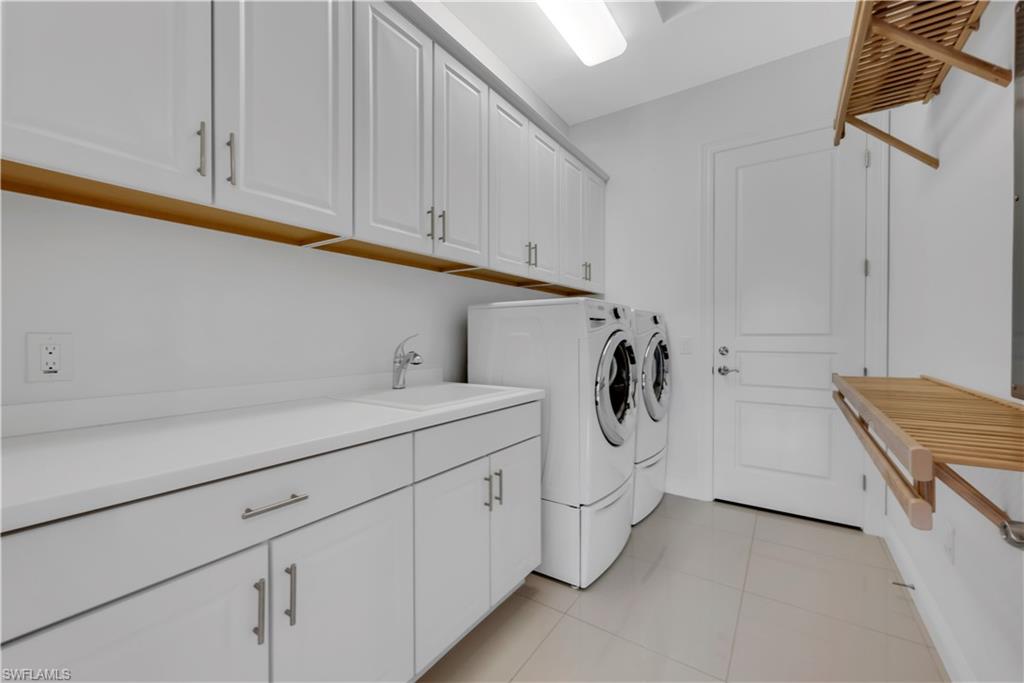 2739 Tiburon BLVD E 302