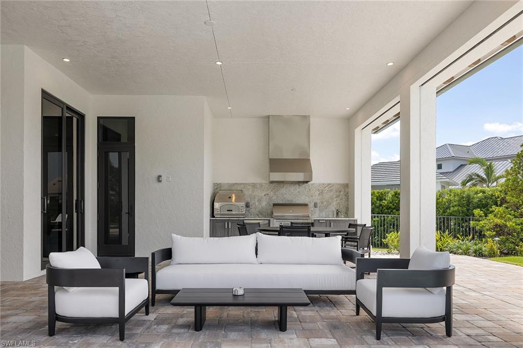 16776 Enclave CIR
