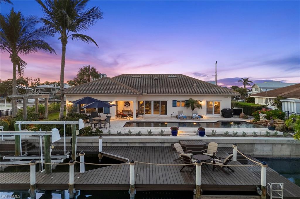 7 Glenview Manor Drive