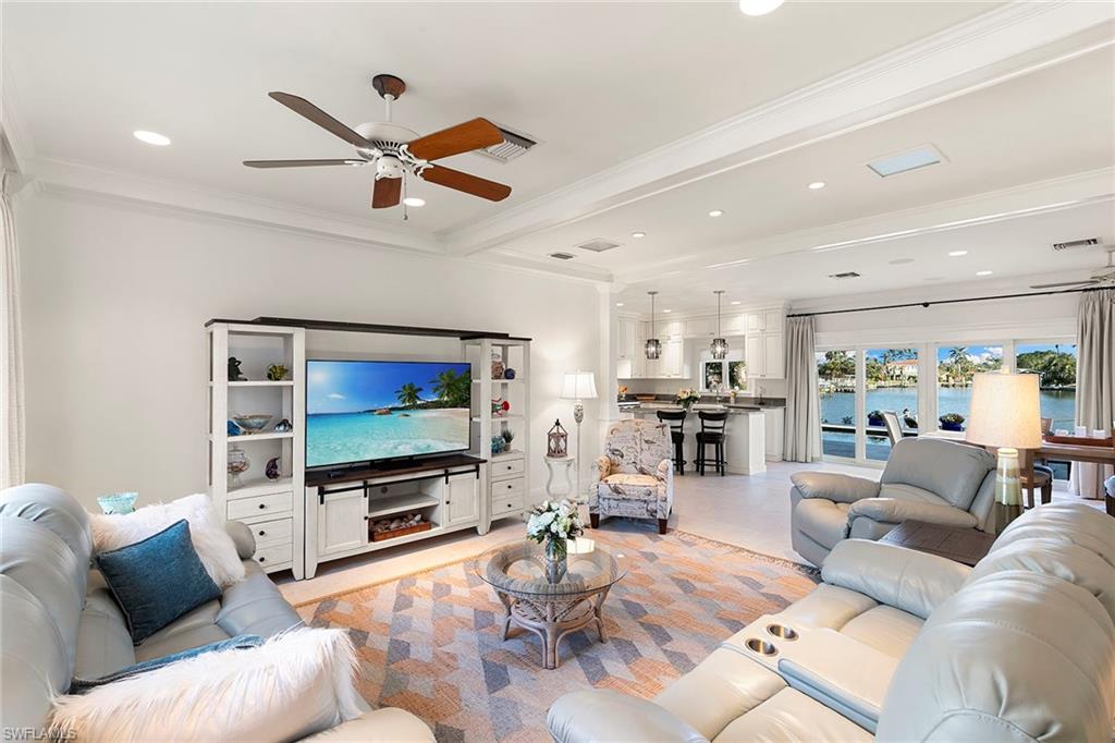 7 Glenview Manor Drive