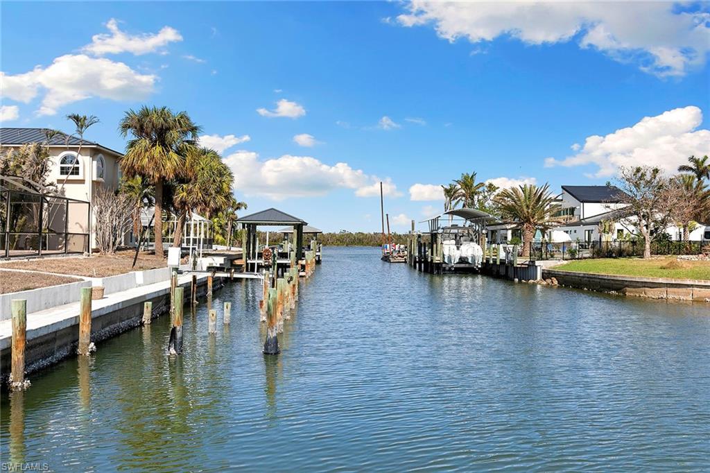 7 Glenview Manor Drive