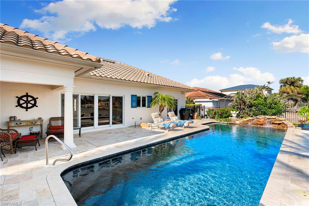 7 Glenview Manor Drive