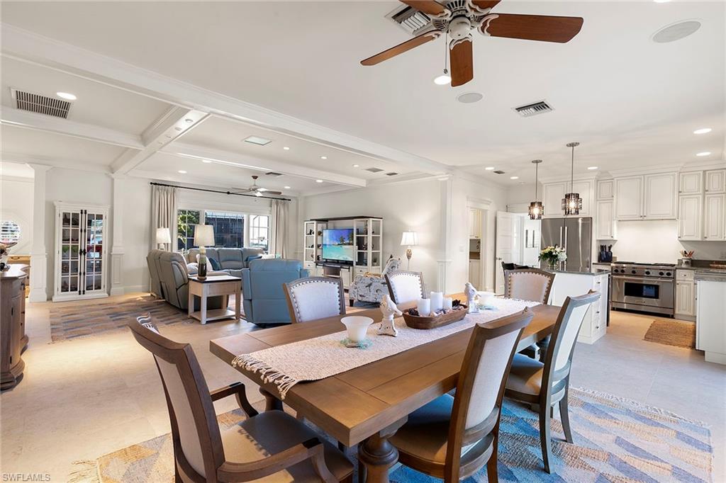 7 Glenview Manor Drive