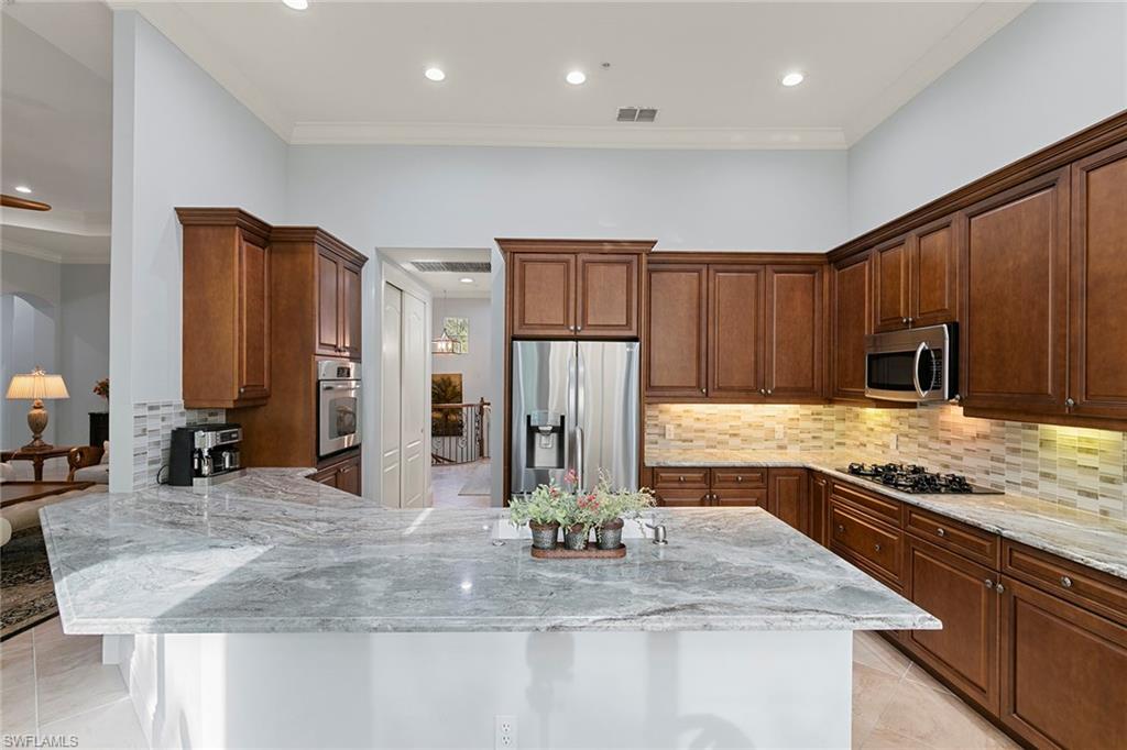 28510 Calabria Court # 201