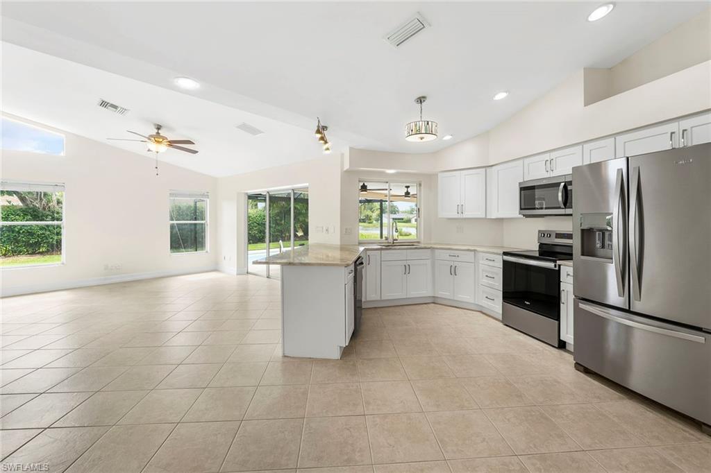 10340 Regent CIR