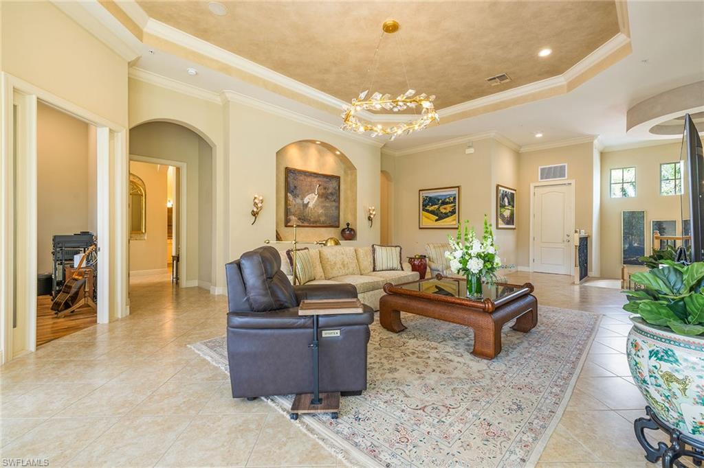 28560 Calabria CT 201