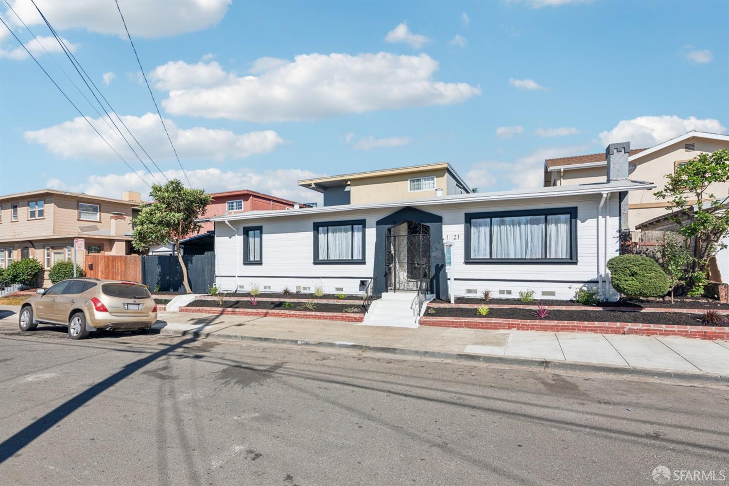 1521 Mitchell Street
