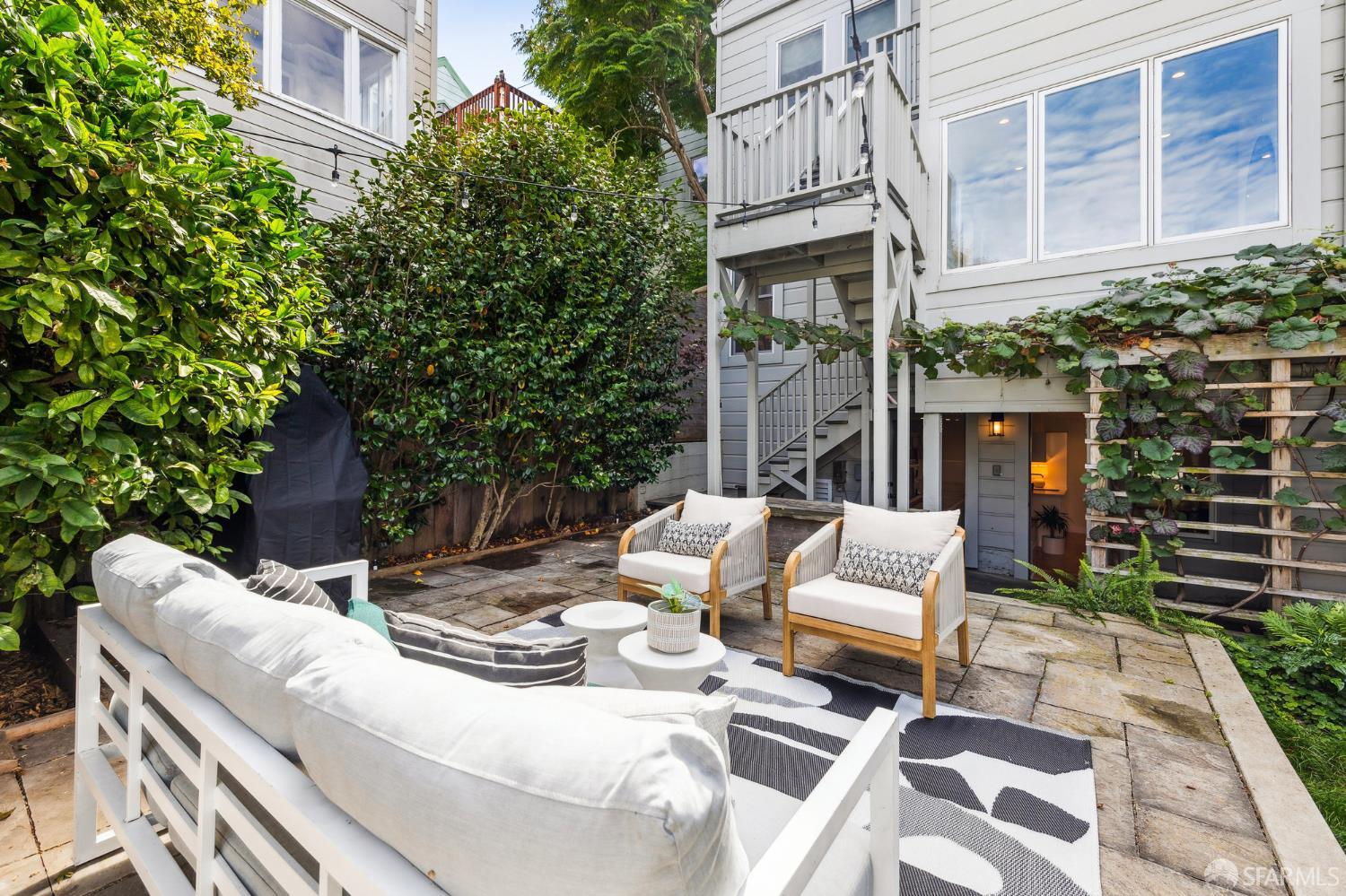 15 Heyman Avenue