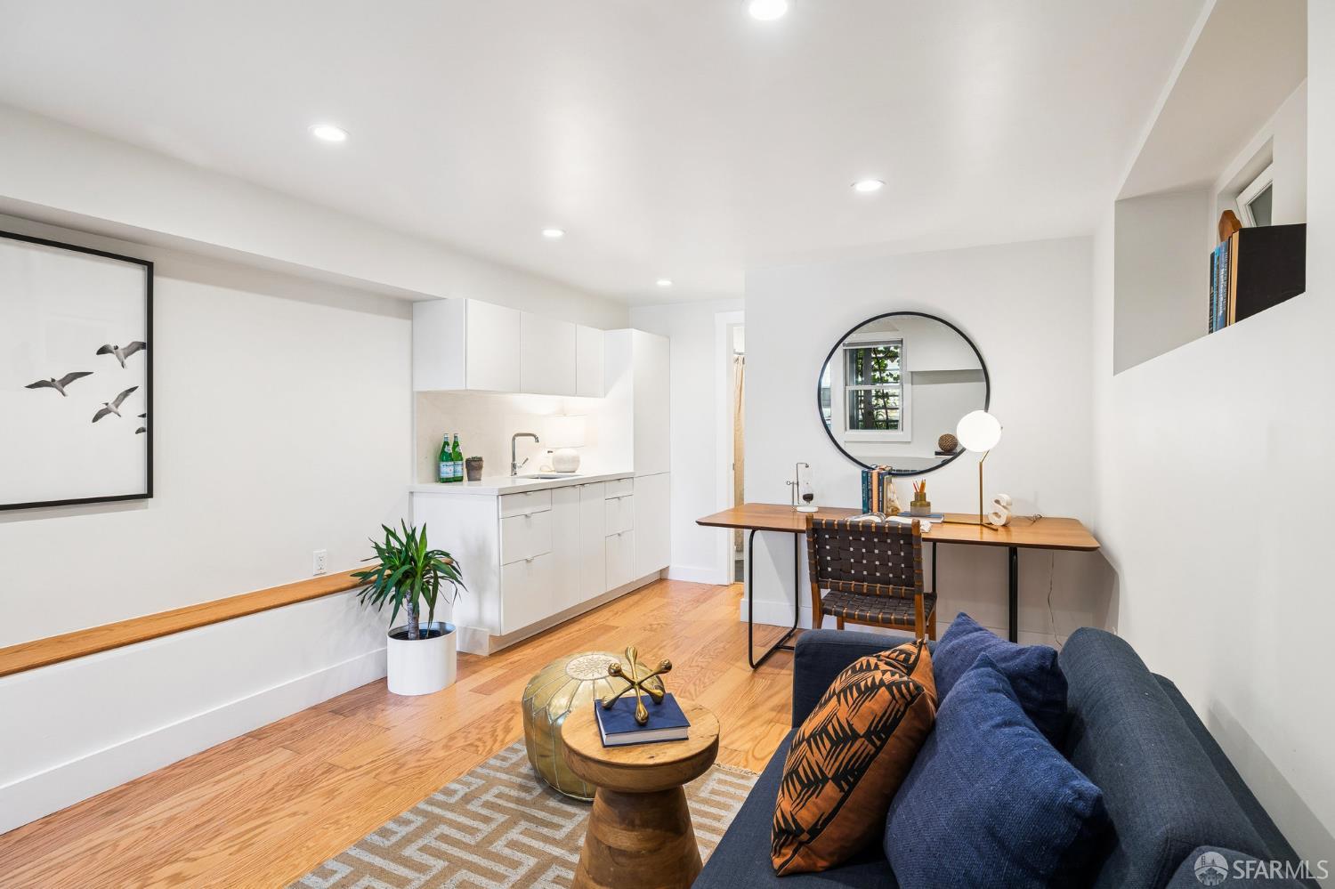 15 Heyman Avenue