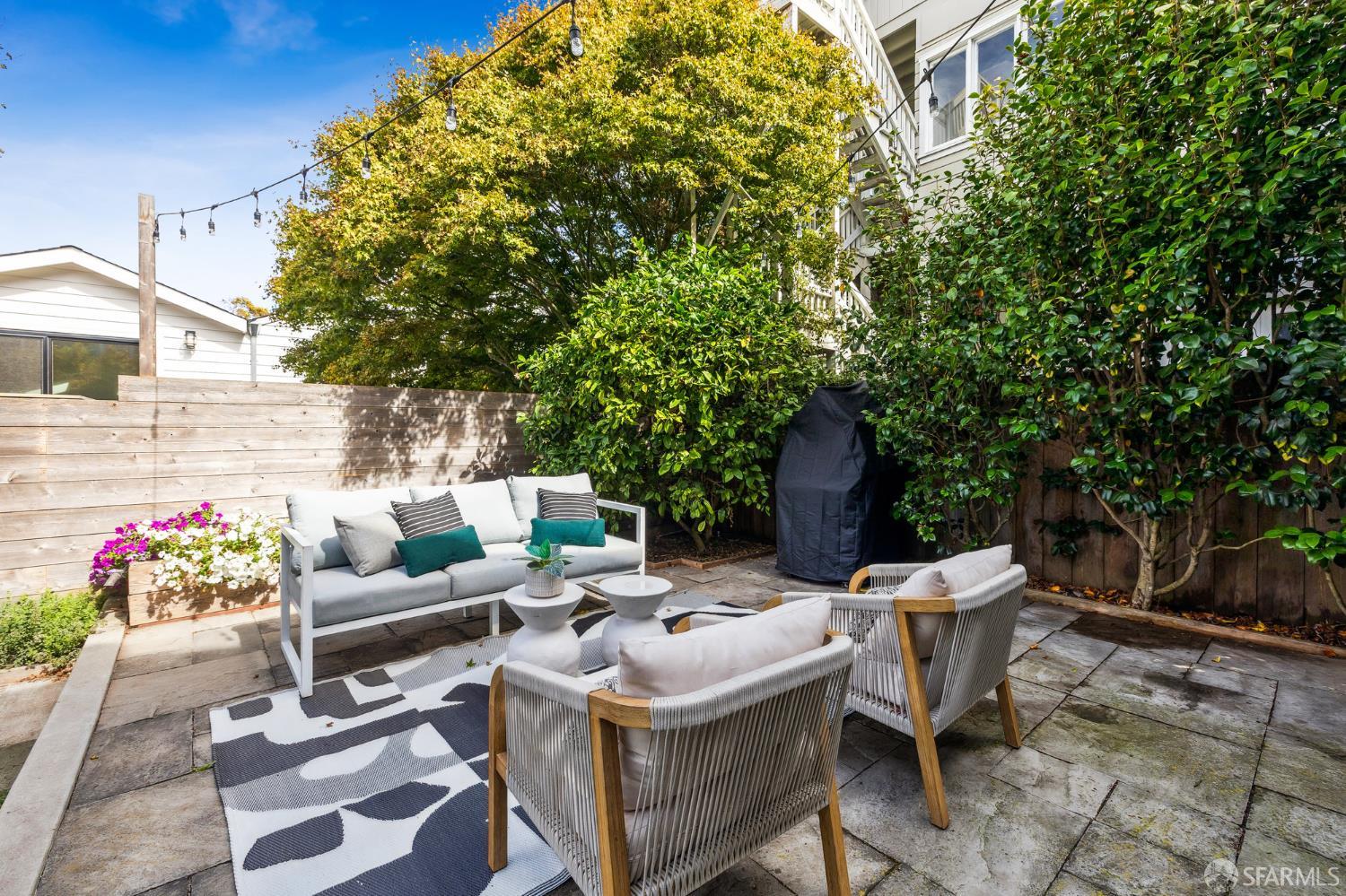 15 Heyman Avenue