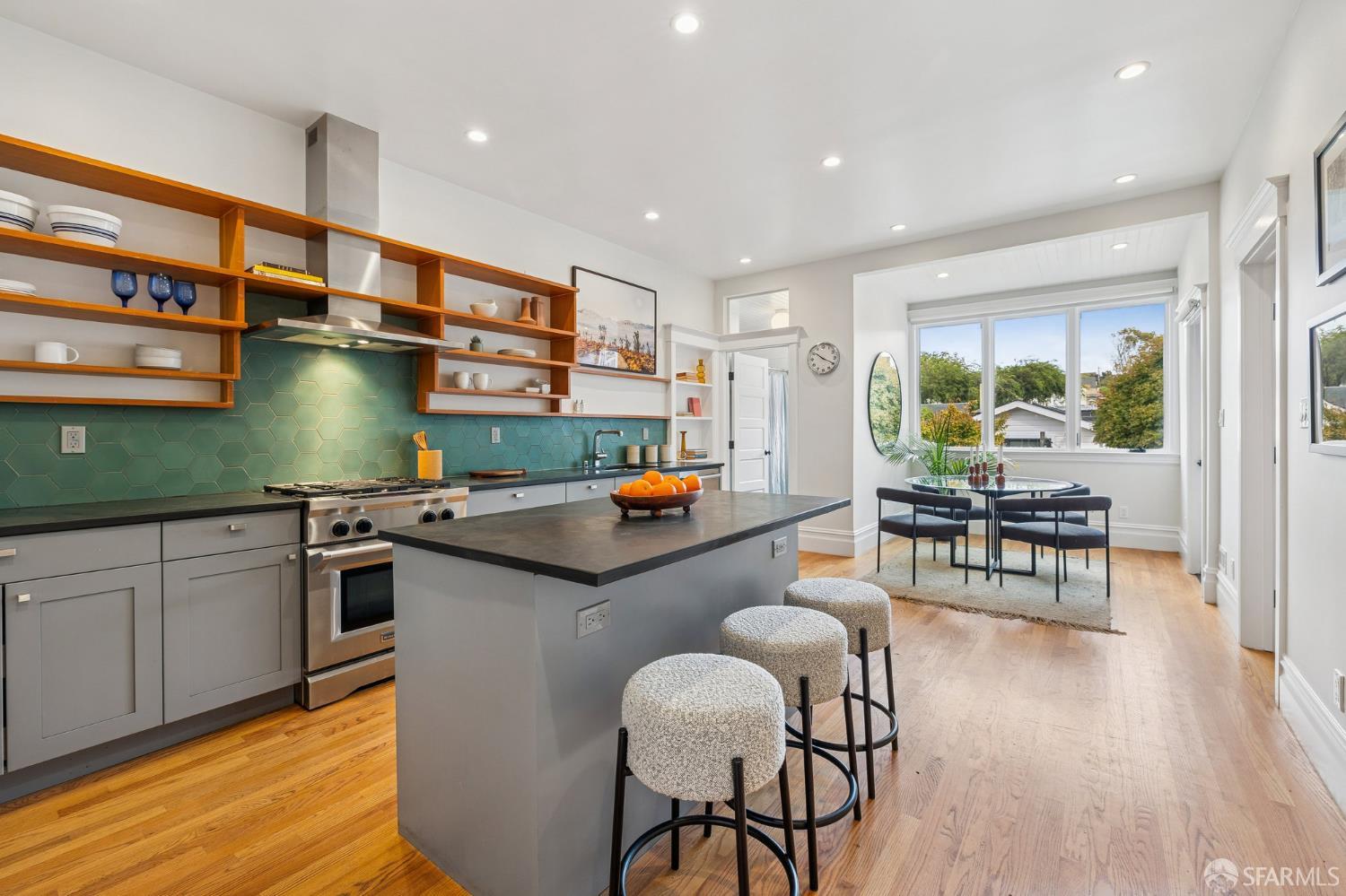 15 Heyman Avenue