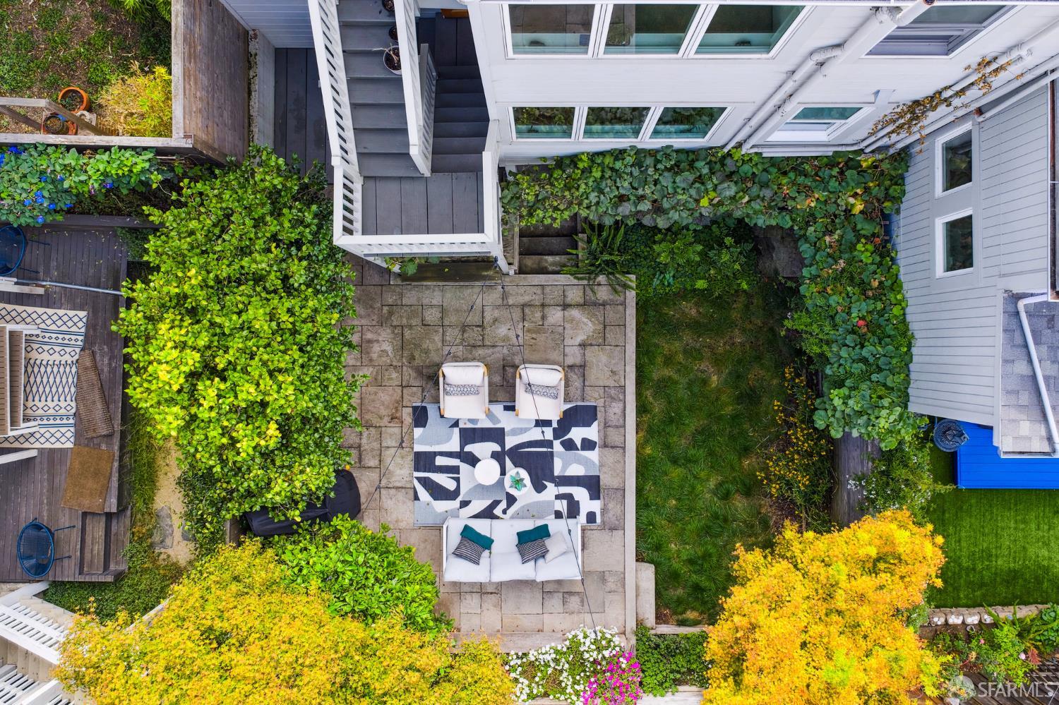 15 Heyman Avenue