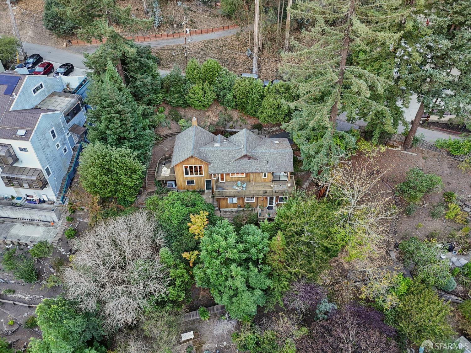 6891 Pinehaven Road