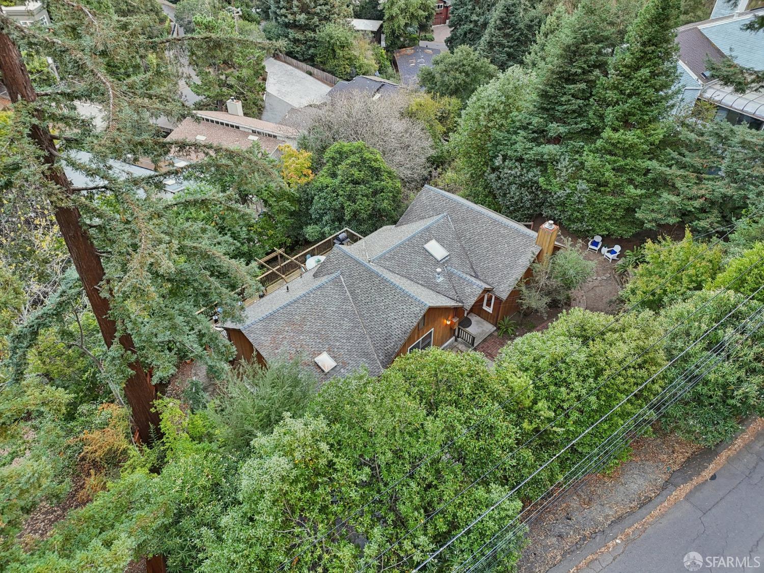 6891 Pinehaven Road