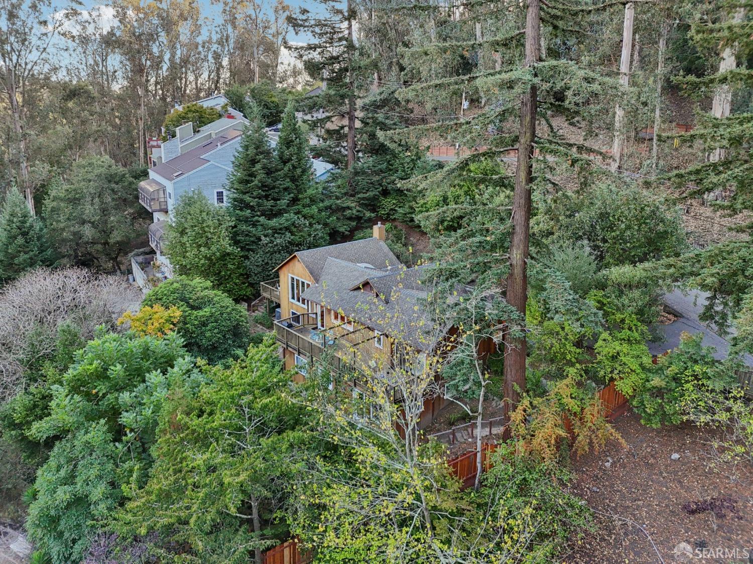 6891 Pinehaven Road