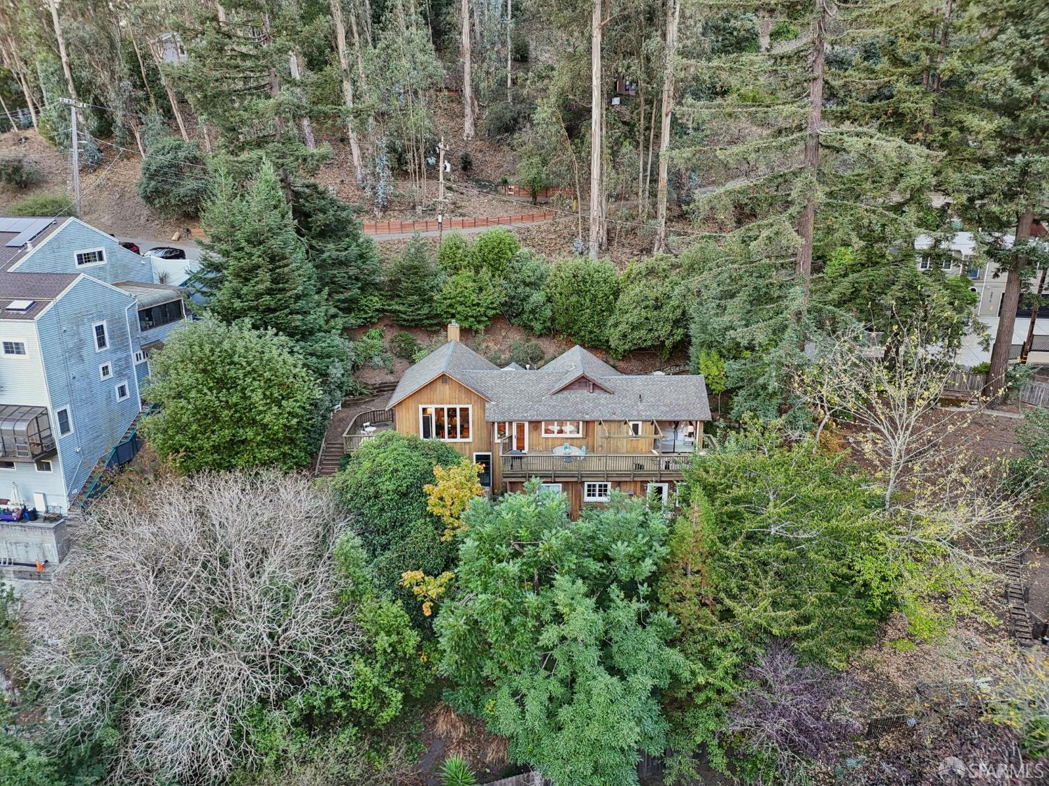 6891 Pinehaven Road