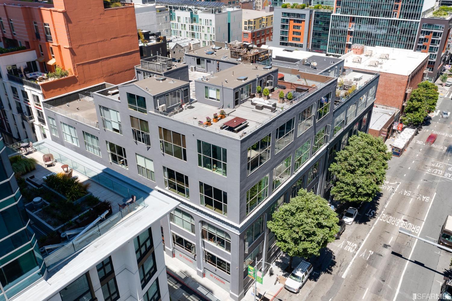 18 Lansing Street # 403