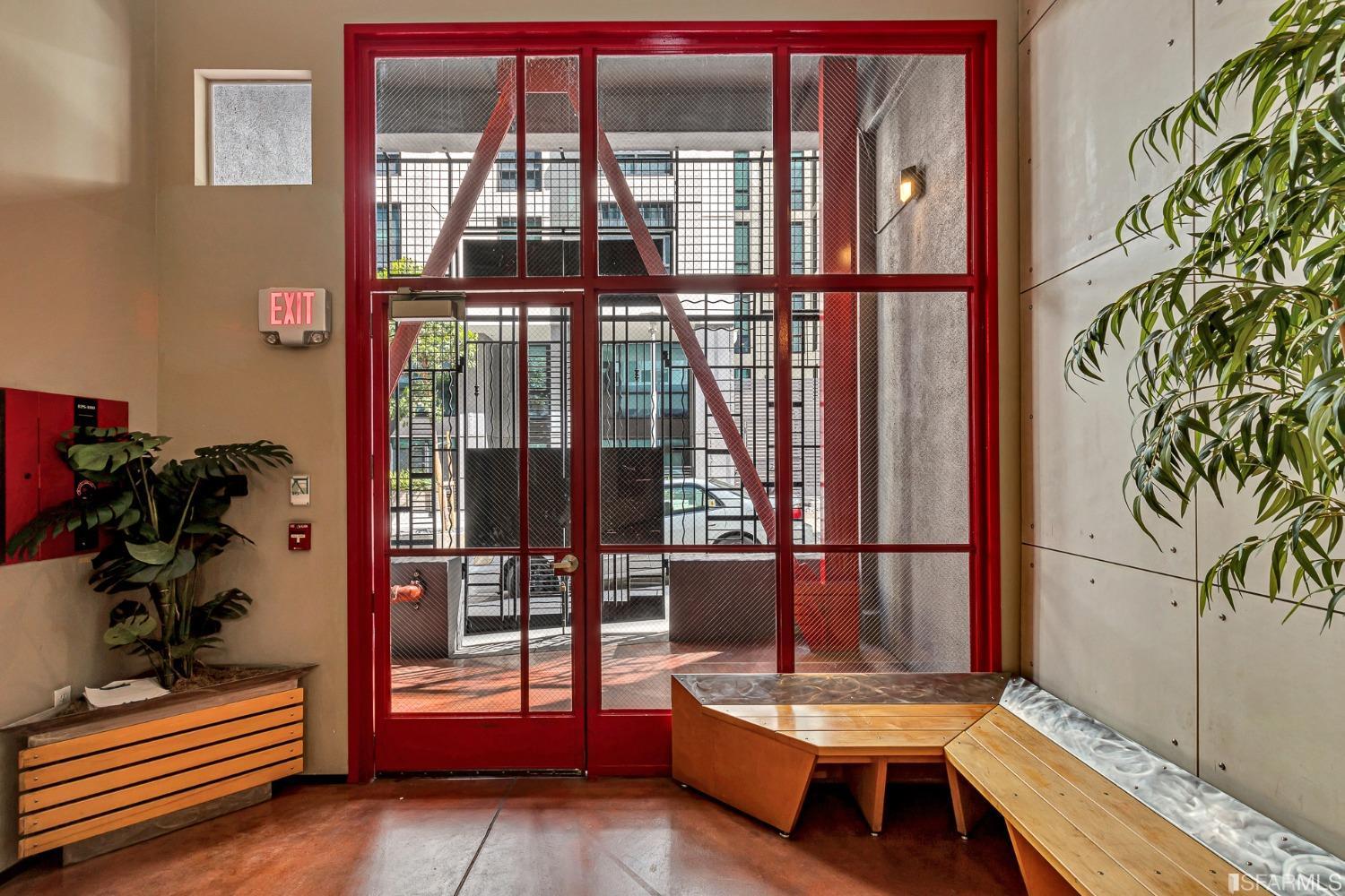 18 Lansing Street # 403