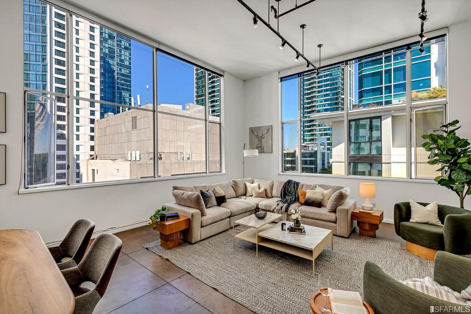 18 Lansing Street # 403