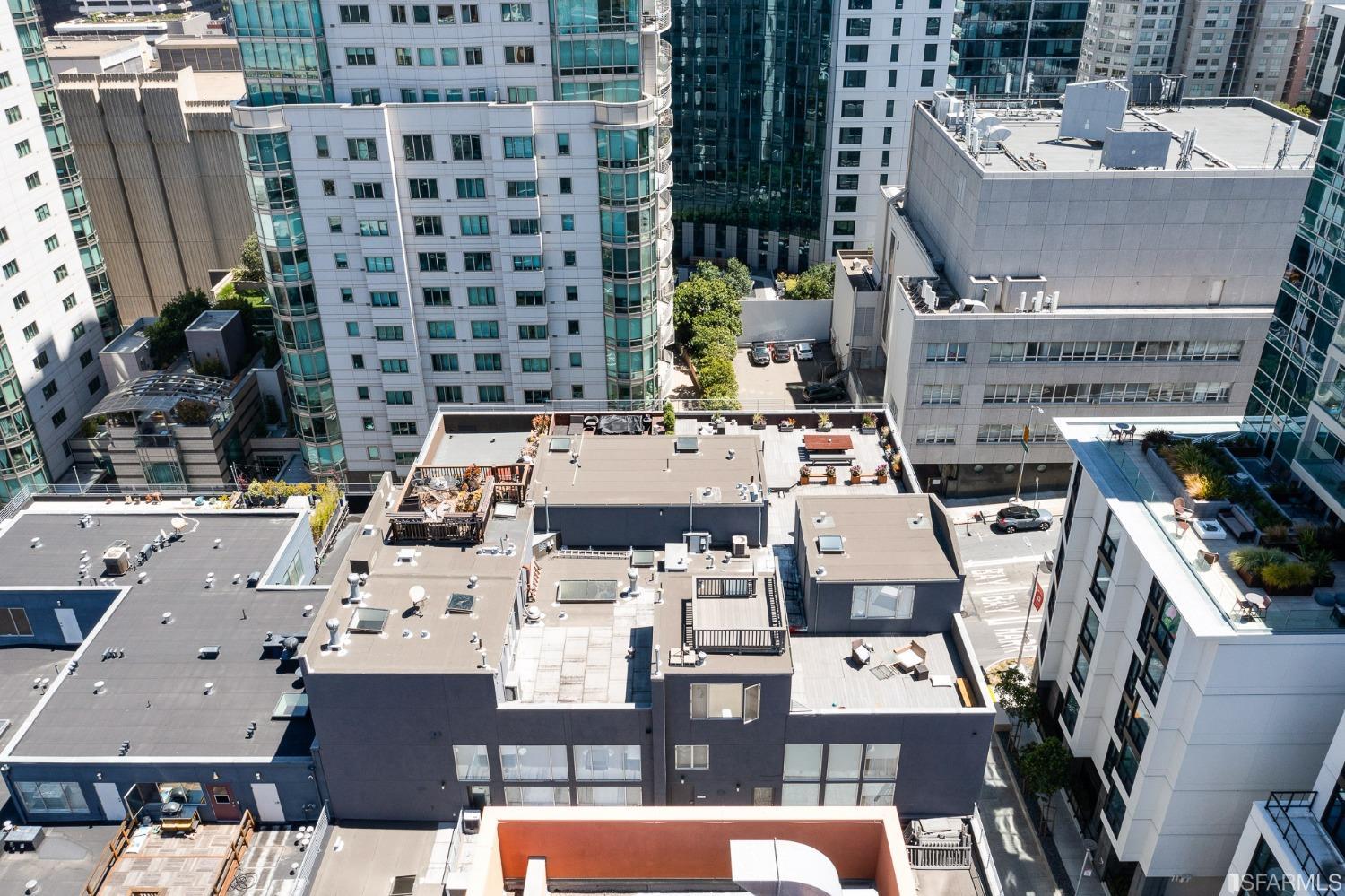 18 Lansing Street # 403