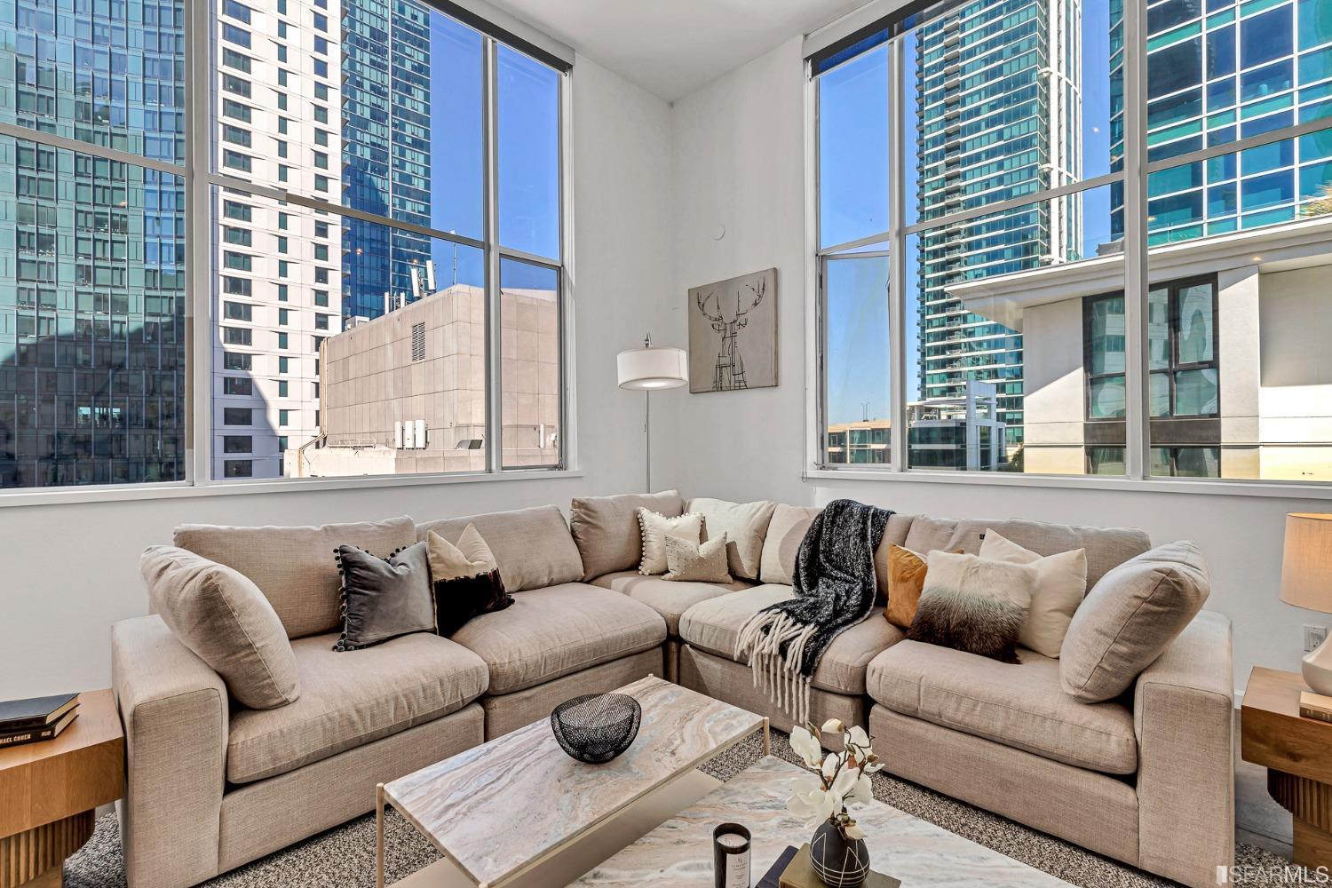 18 Lansing Street # 403