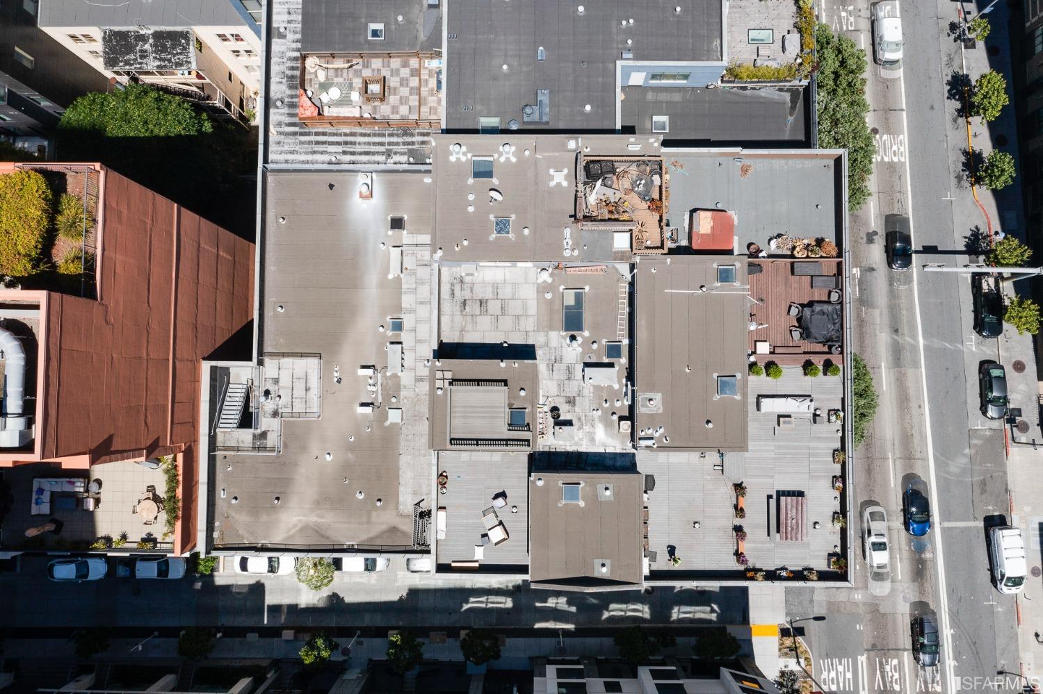 18 Lansing Street # 403