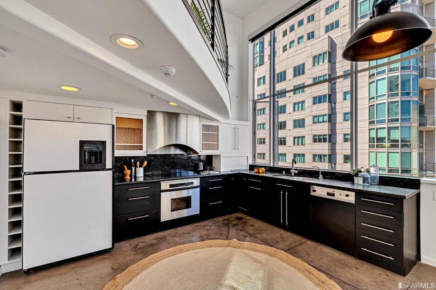 18 Lansing Street # 403