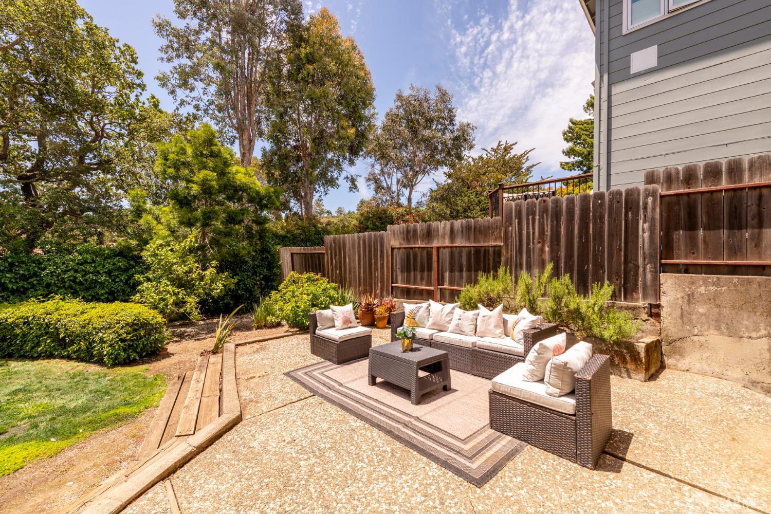 2103 Pullman Avenue
