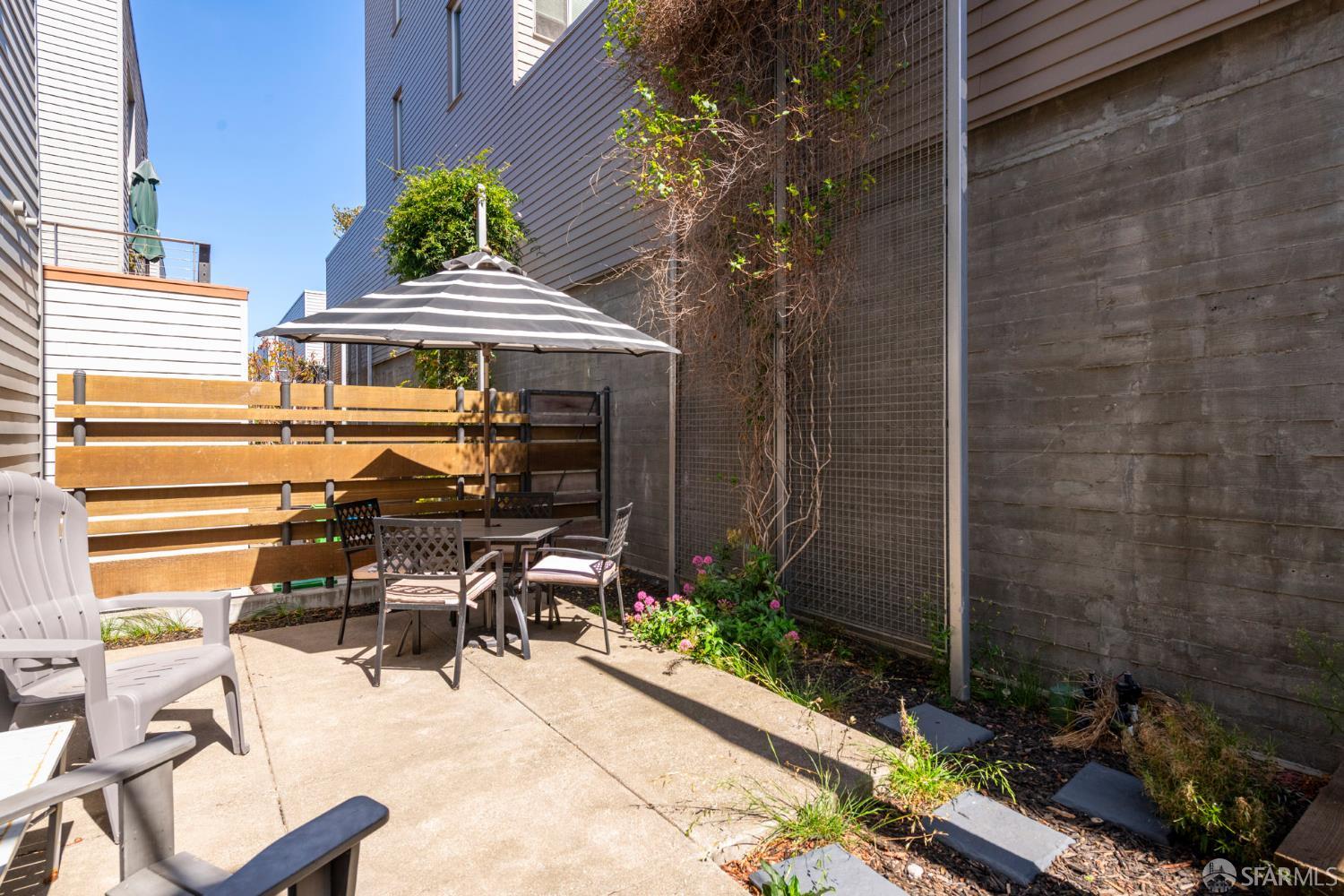 187 Avocet Way