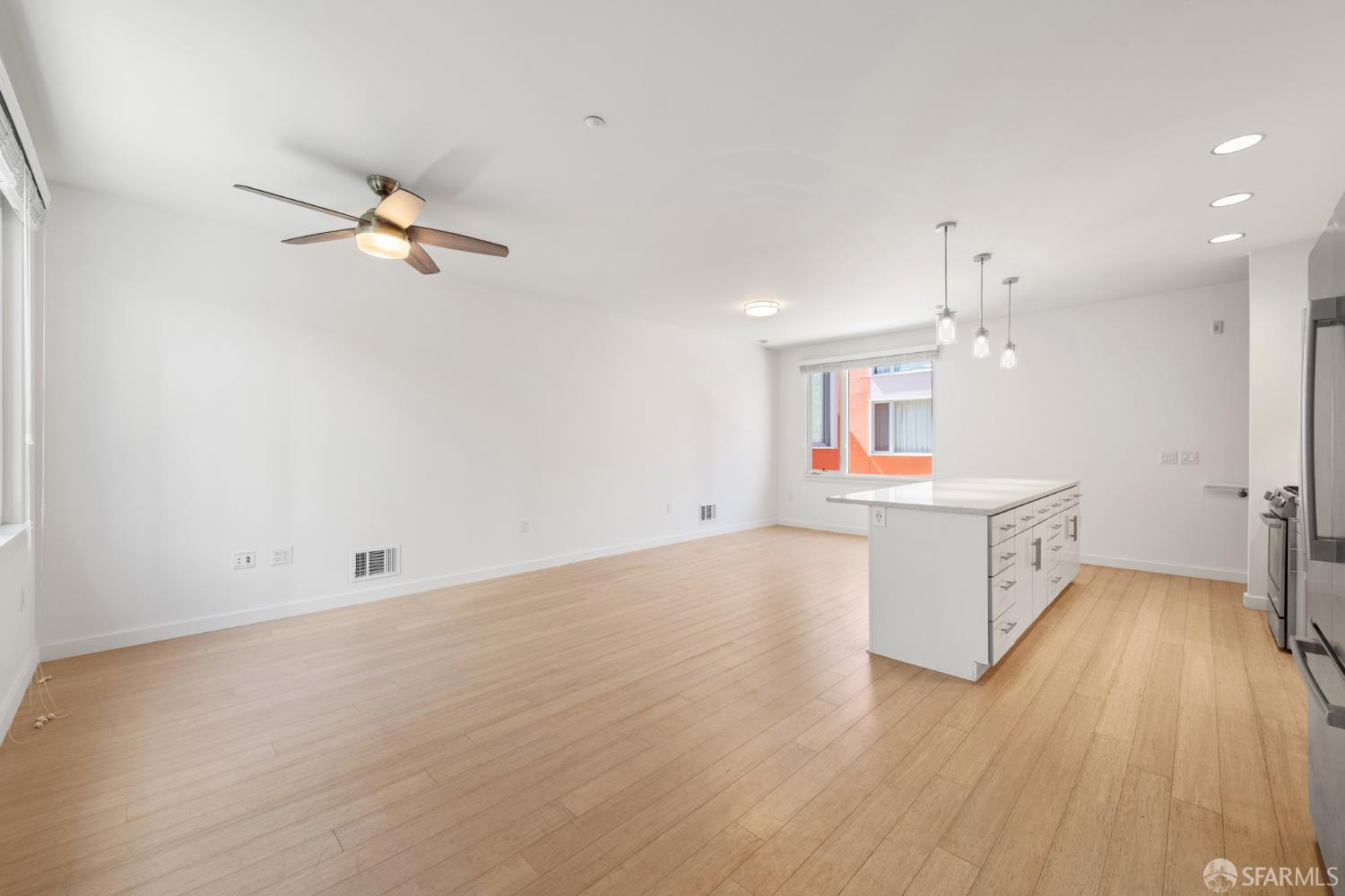 187 Avocet Way