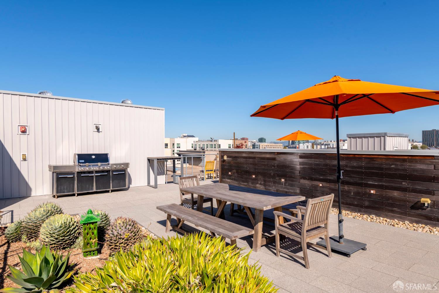 310 Carolina Street # 207