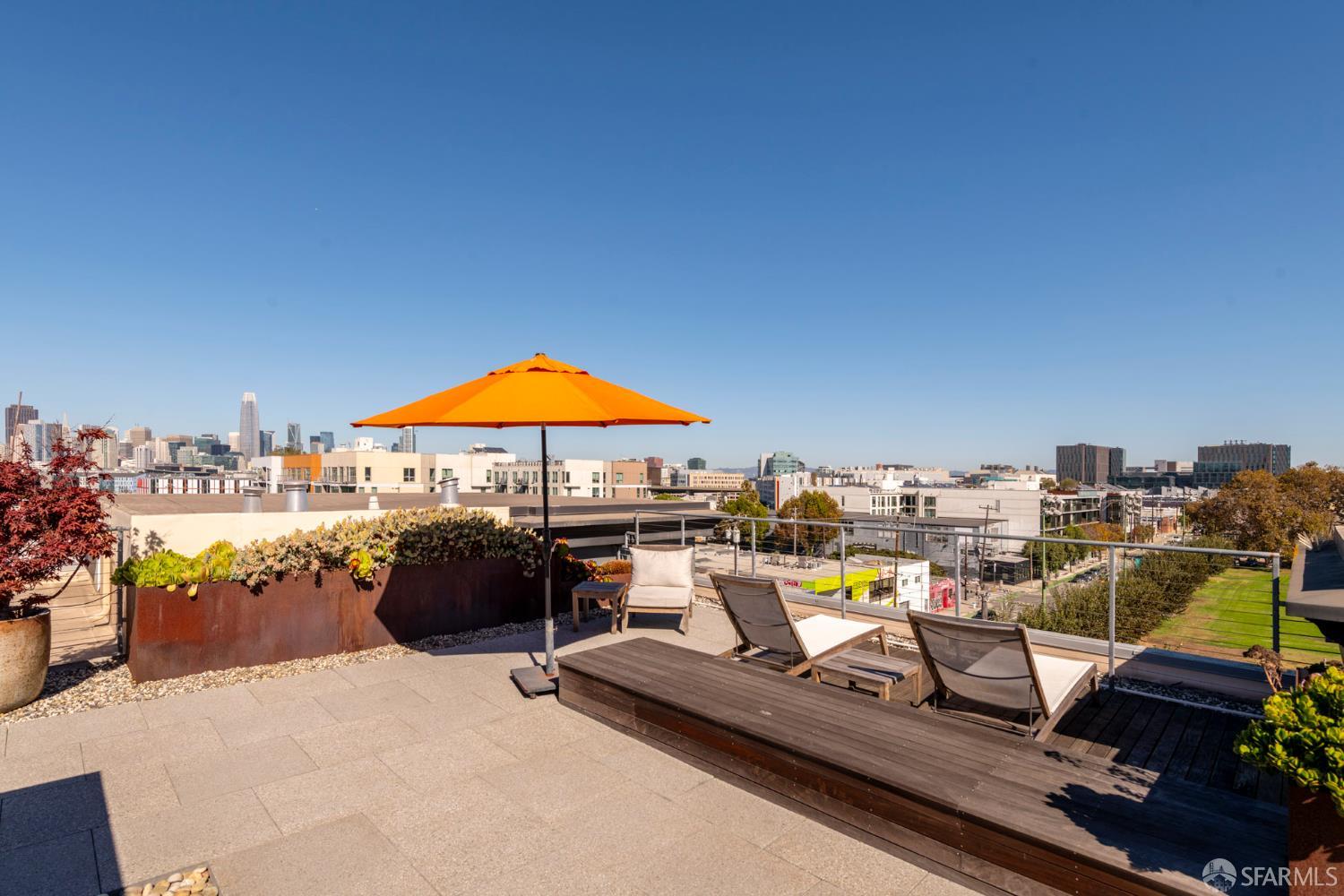 310 Carolina Street # 207