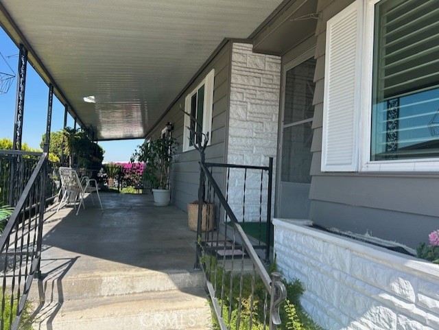 626 N Dearborn 100