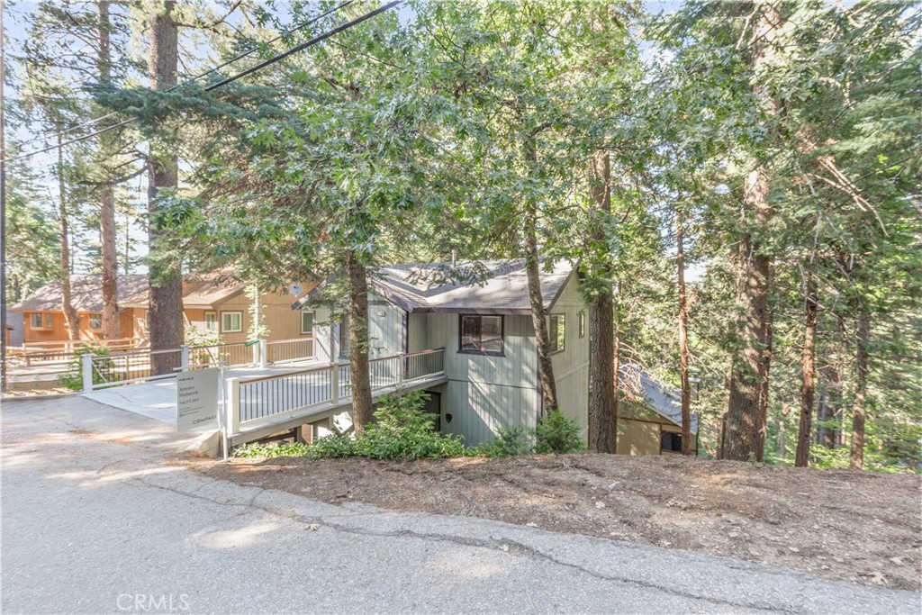 28480 Altamont Court