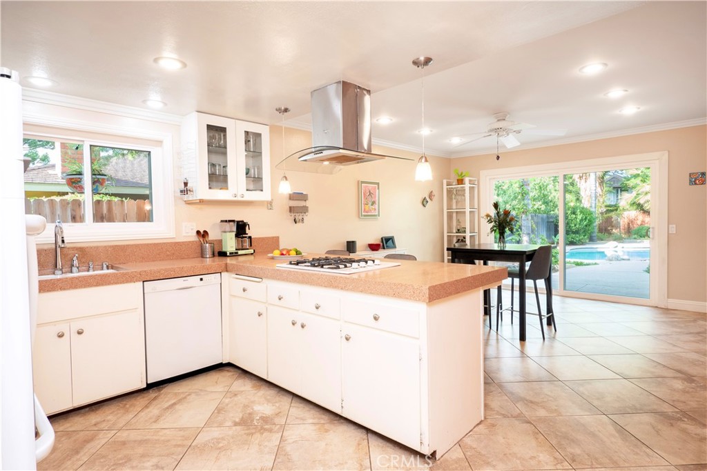 3975 Beechwood Place