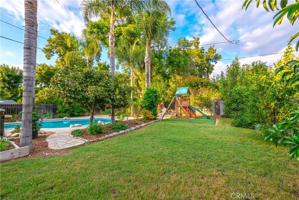 3975 Beechwood Place