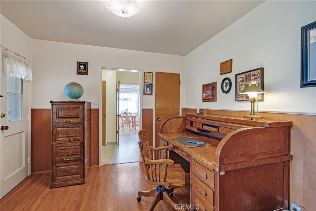 758 W Rosewood Court