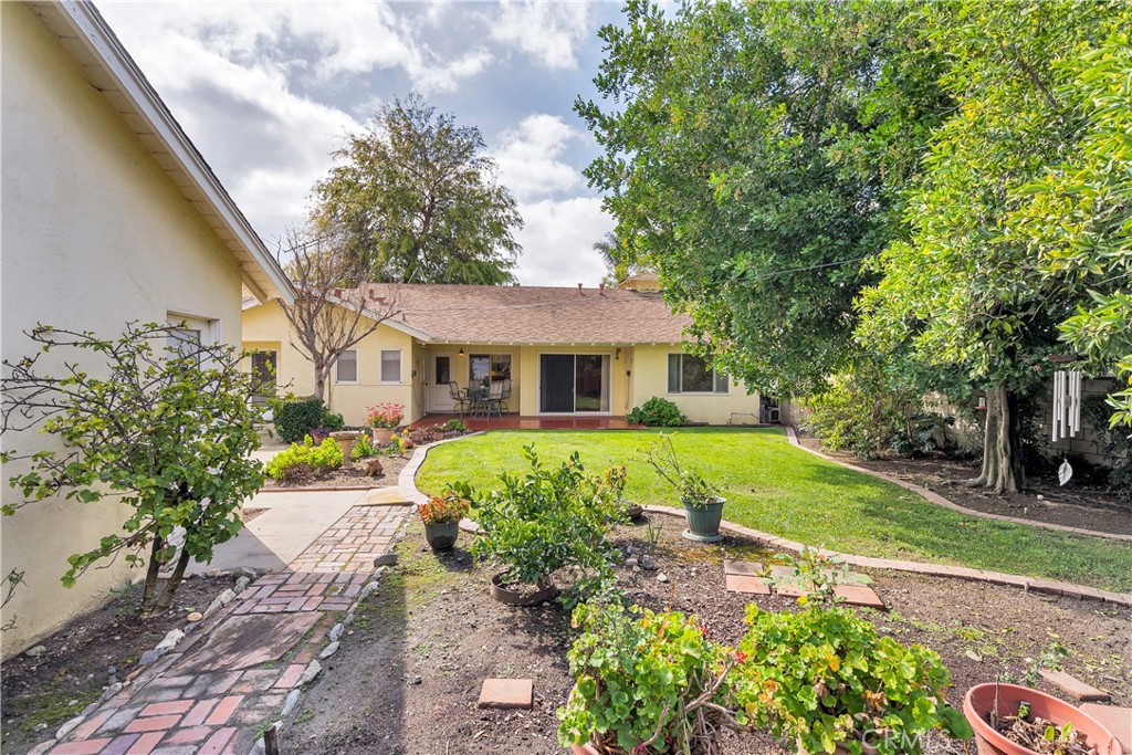 758 W Rosewood Court