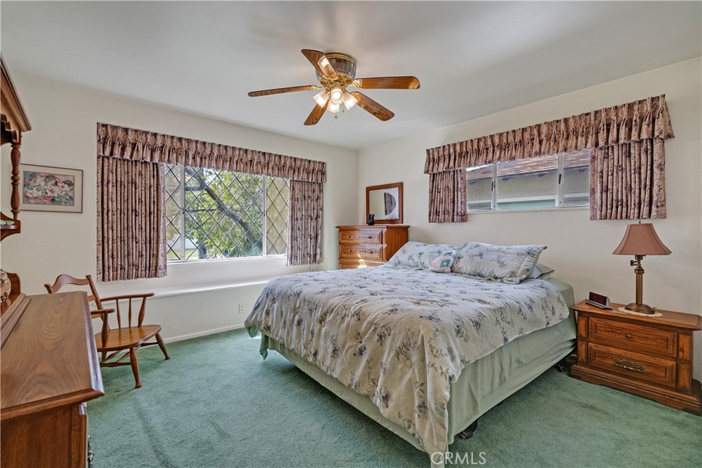 758 W Rosewood Court