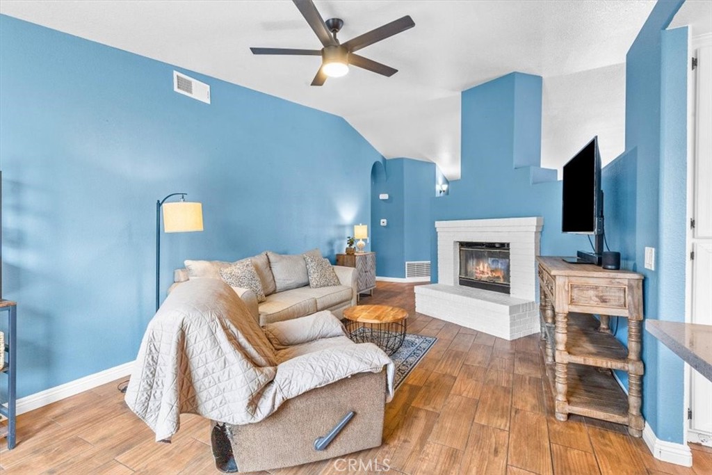 3142 Dave Circle