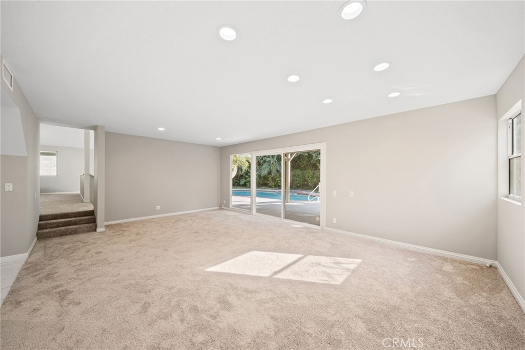 1032 Hyde Park Drive