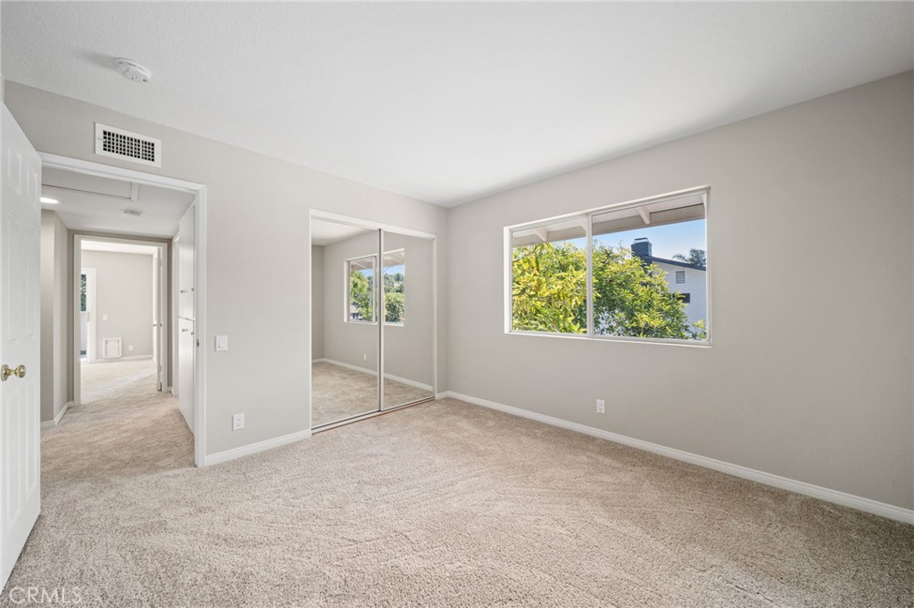 1032 Hyde Park Drive