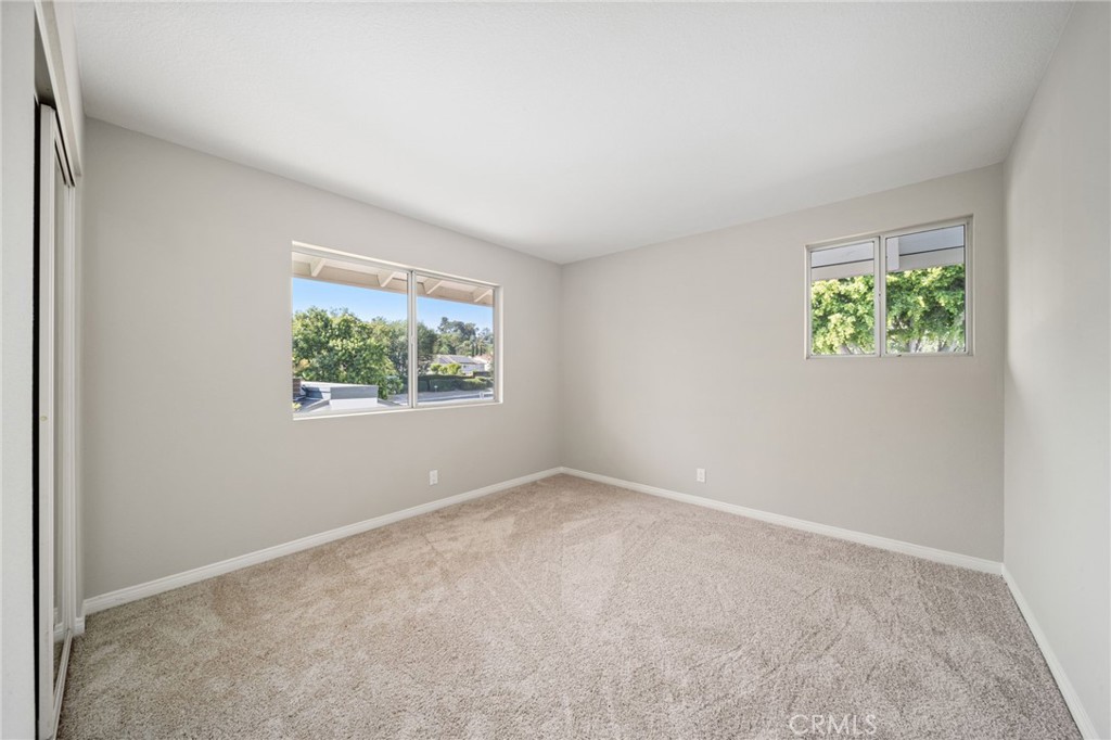 1032 Hyde Park Drive